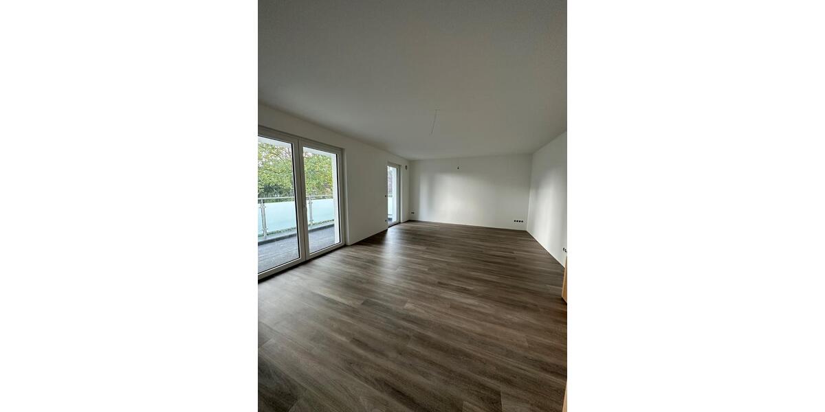 Neubauwohnung 100 qm 3Zi mit großem Balkon in Solingen-Höhscheid 3 zimmer