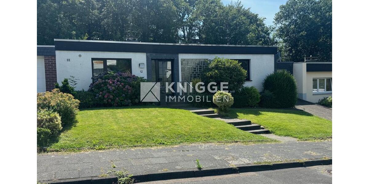 +++ 3503 - Bungalow mit viel Platz und Garage in ruhiger Lage von Herkenrath +++ 6 zimmer