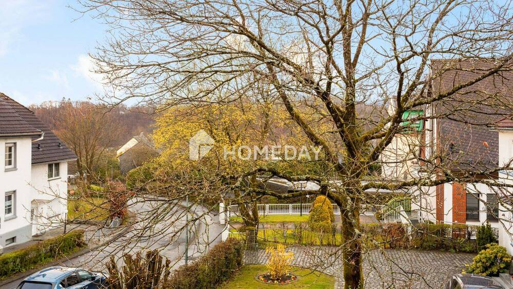 Reihenendhaus Hückeswagen Innenstadt - 8 Zimmer, 170 m&sup2;, 495.000&euro; | Angebot:26189383