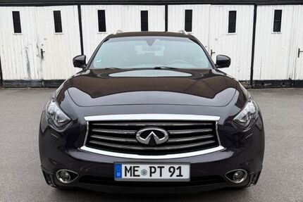 INFINITI QX70 170.000 km 13.999 &euro; Mettmann 40822