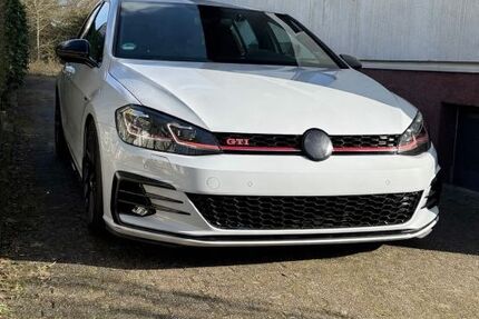 VW Golf 86.000 km 21.800 &euro; Overath 51491