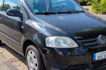 VW Fox 131.000 km 2.390 &euro; Düsseldorf 49597