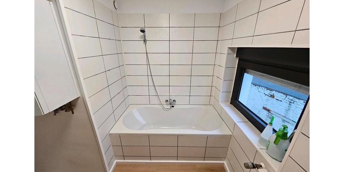 Etagenwohnung Solingen Höhscheid - 2 Zimmer, 51 m&sup2;, 880&euro; | Angebot:26408260