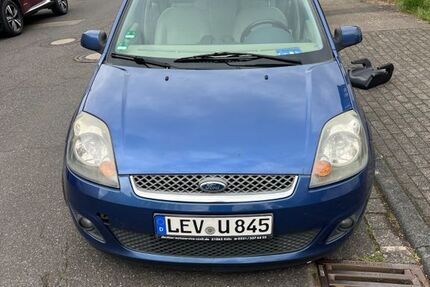 Ford Fiesta 250.000 km 1.600 &euro; Leverkusen 51375