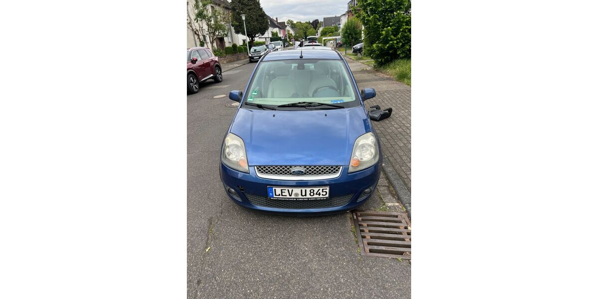 Ford Fiesta 250.000 km 1.600 &euro; Leverkusen 51375