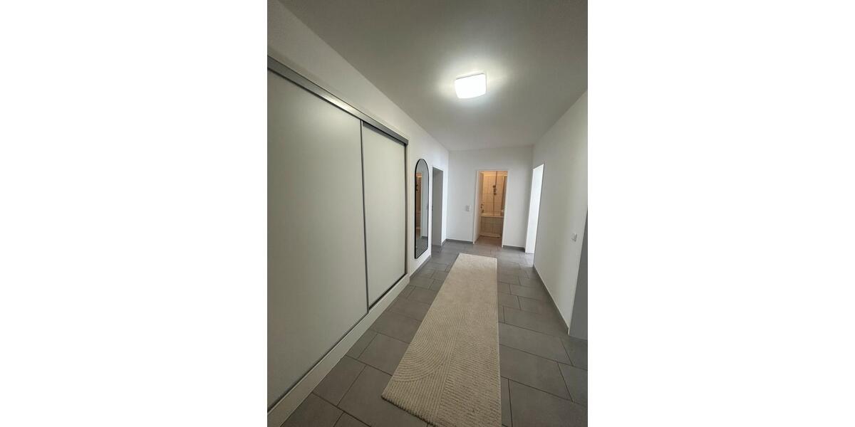 Erdgeschoßwohnung Solingen Wald - 2 Zimmer, 75 m&sup2;, 910&euro; | Angebot:25146704