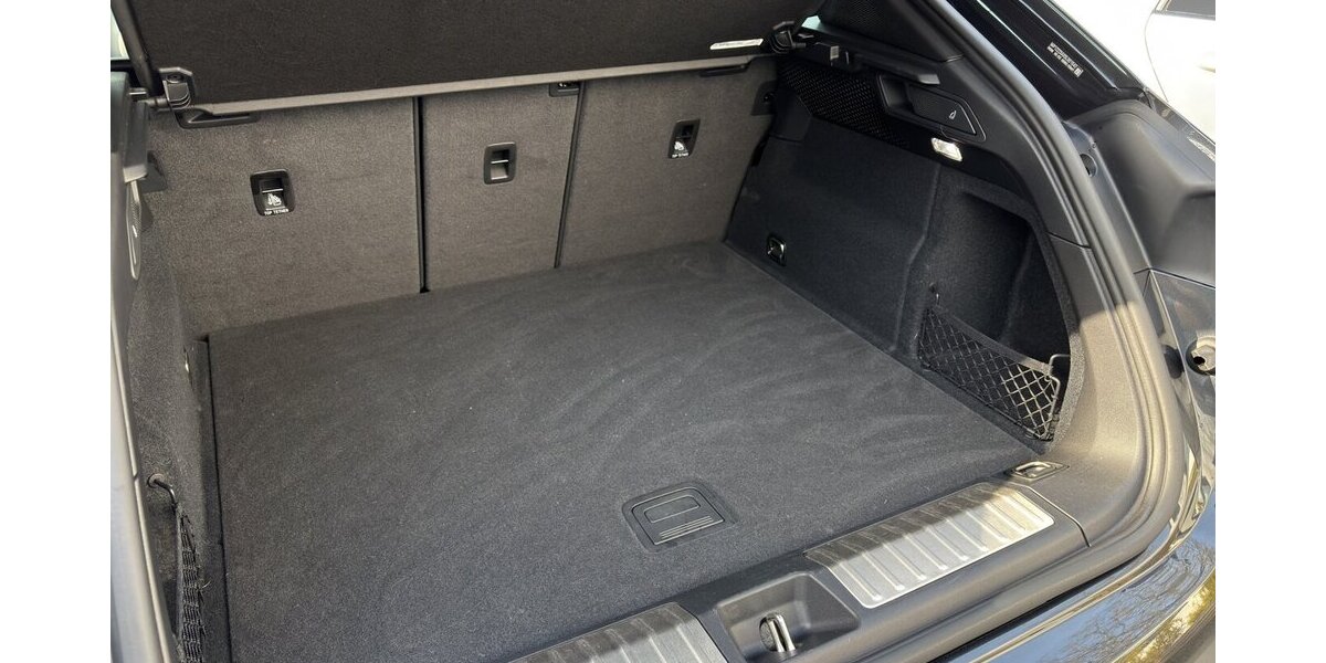 Porsche Macan 4 Bose Pano Volleder 0,25% 23.997 km 74.400 &euro; Wuppertal 42327