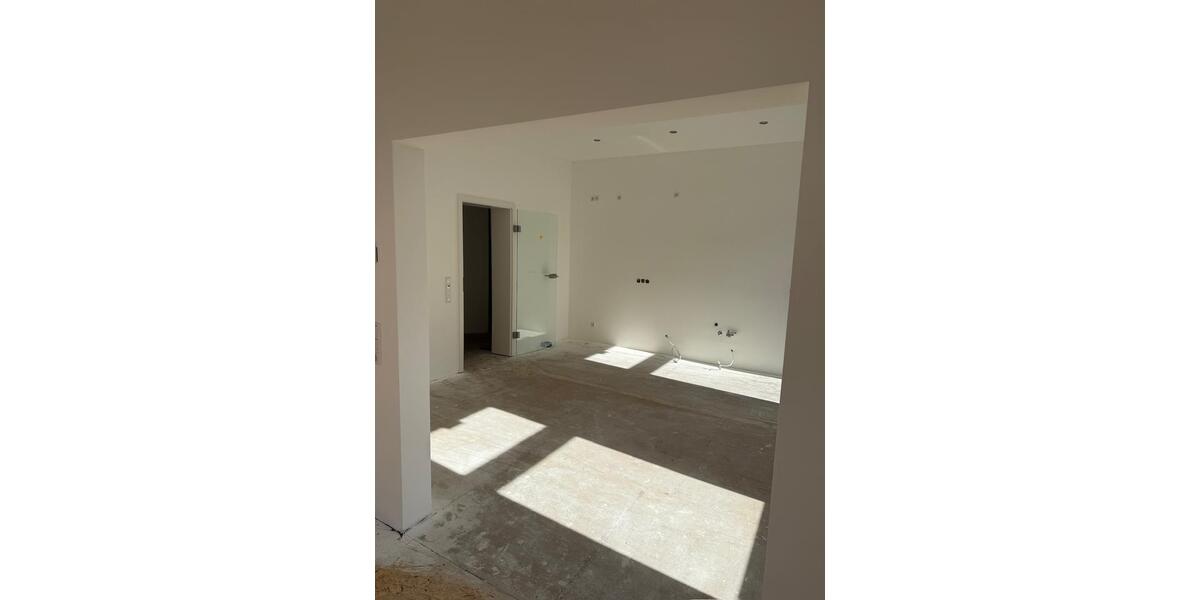 Etagenwohnung Schwelm - 2 Zimmer, 94 m&sup2;, 1.180&euro; | Angebot:25793329