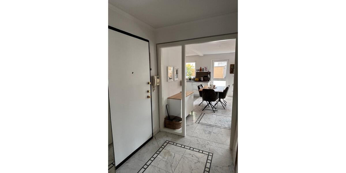 Erdgeschoßwohnung Solingen Ohligs - 2 Zimmer, 65 m&sup2;, 1.100&euro; | Angebot:25231576