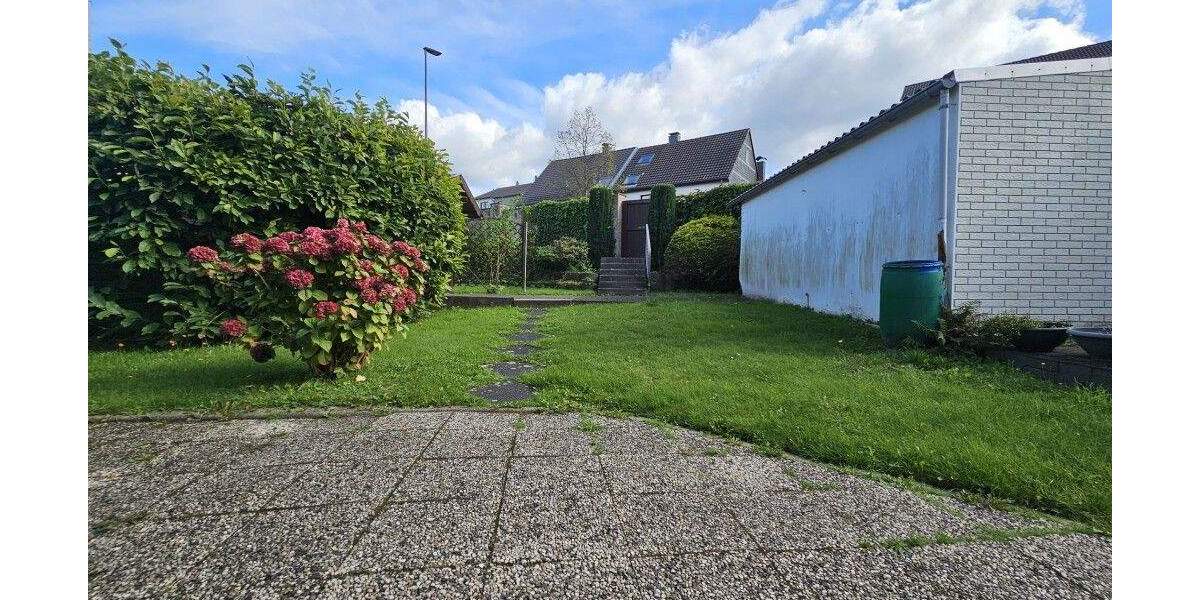 Geborgen wohnen im Schieferkleid – Ankommen und Zuhause sein - freistehendes Einfamilienhaus mit Garten und Garage 3 zimmer