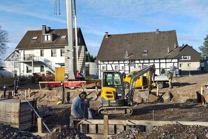 Haus zum Kaufen in Bergisch Gladbach 759.000 € 160.93 m² 5 zimmer