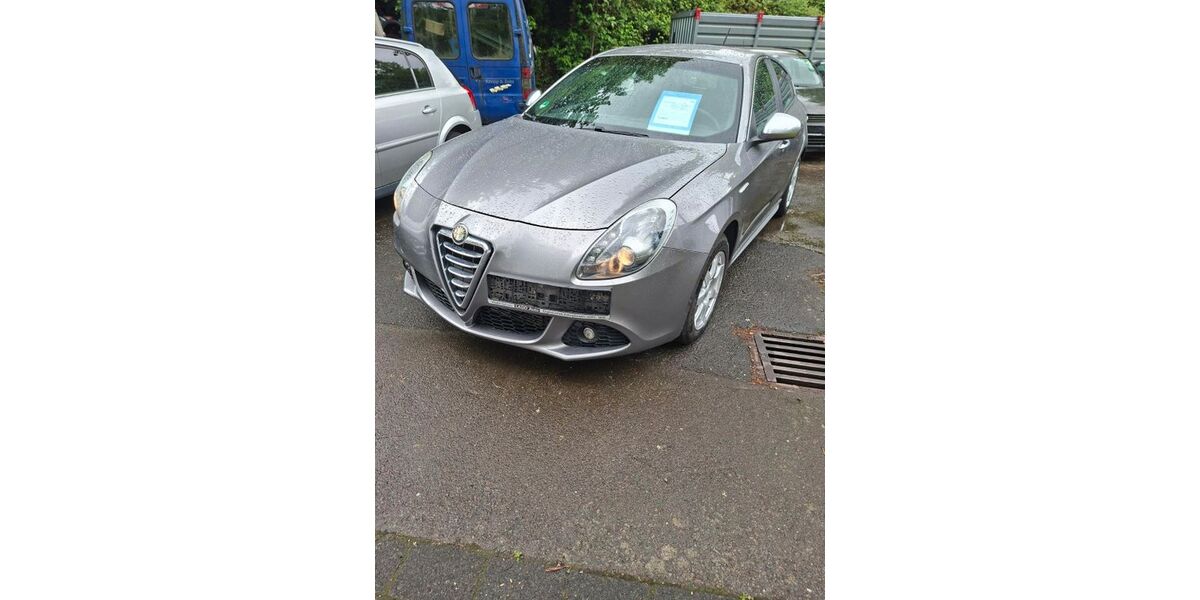 Alfa Romeo Giulietta 160.600 km 6.990 &euro; Engelskirchen 51766