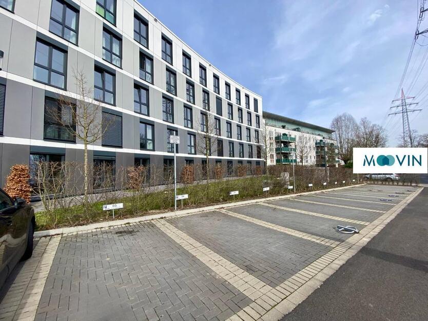 URBAN BASE: Vollmöbliertes 1-Zimmer-Large-Apartment mit EBK, TERRASSE, ALL-IN-MIETE, UVM. am Rheinufer