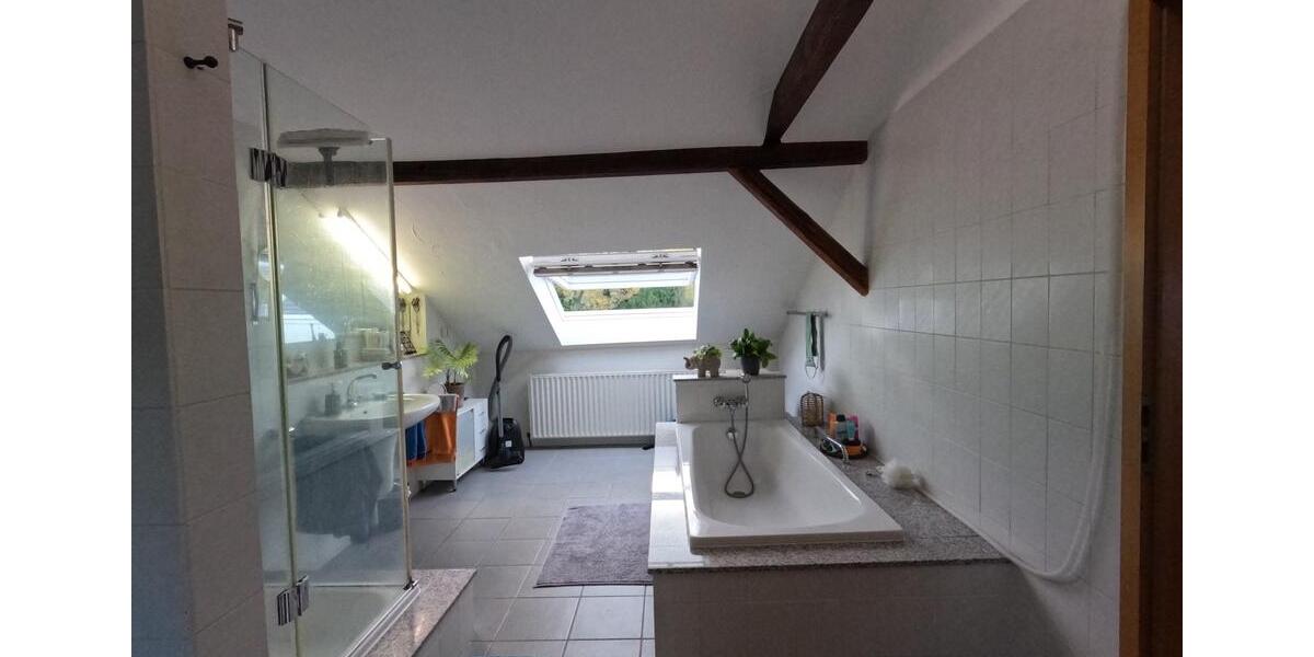 3-Parteien-Haus in Wuppertal-Vohwinkel – voll vermietet 11 zimmer