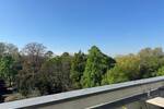 Etwas Besonderes! Blick ins Grüne ! Penthouse Art !