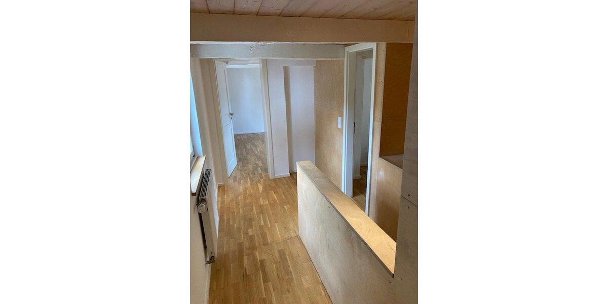 Einfamilienhaus Overath - 5 Zimmer, 190 m&sup2;, 1.980&euro; | Angebot:25993243