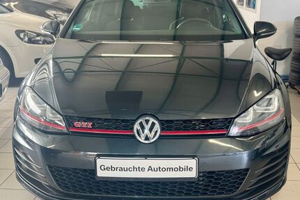 VW Golf 57.000 km 17.900 € Düsseldorf 40599