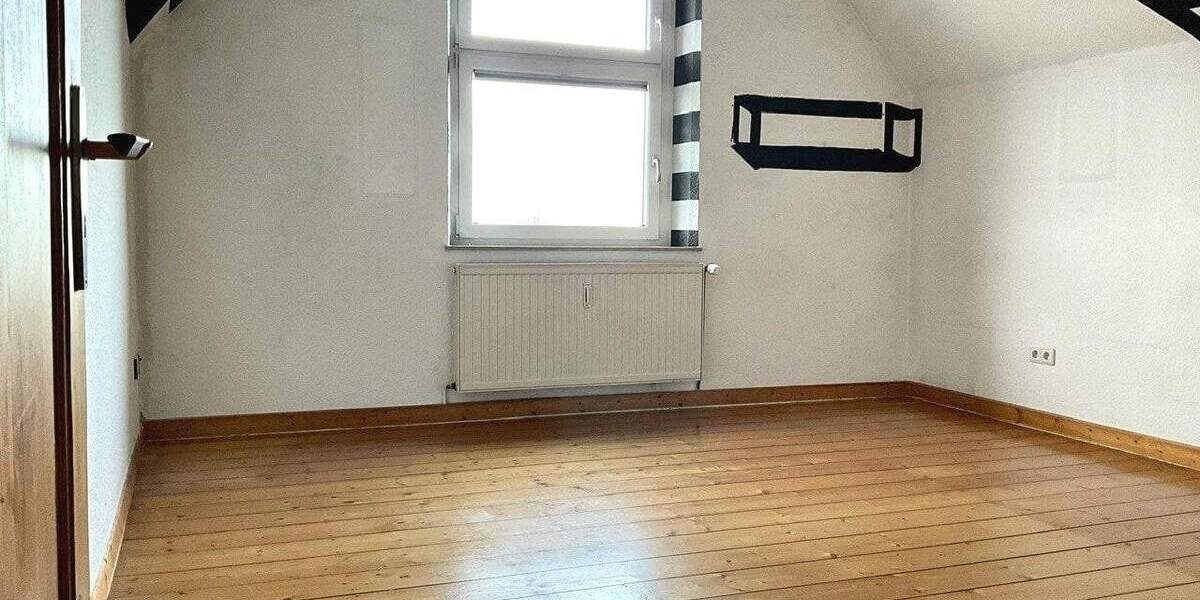 Mehrfamilienhaus, Wohnhaus Halver - 6 Zimmer, 170 m&sup2;, 199.000&euro; | Angebot:25730419