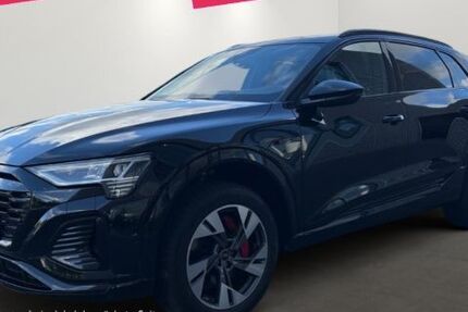 Audi Q8 e-tron 33.603 km 43.900 &euro; Düsseldorf 40233