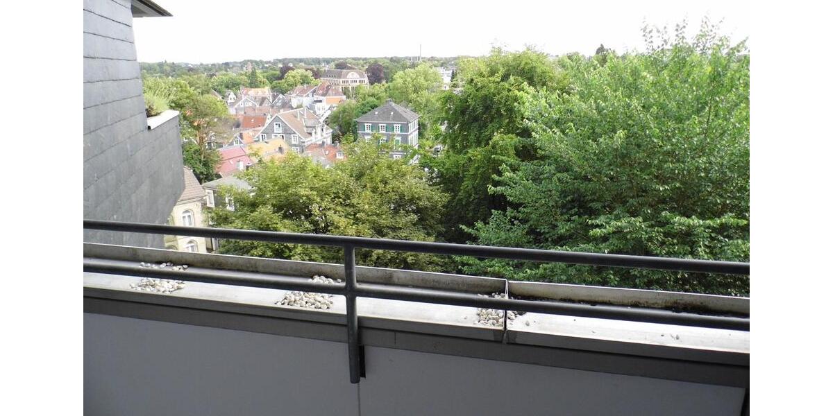 Schöne, modernisierte ETW, 83qm, 2xLoggia, zentral RS-Lennep 3 zimmer