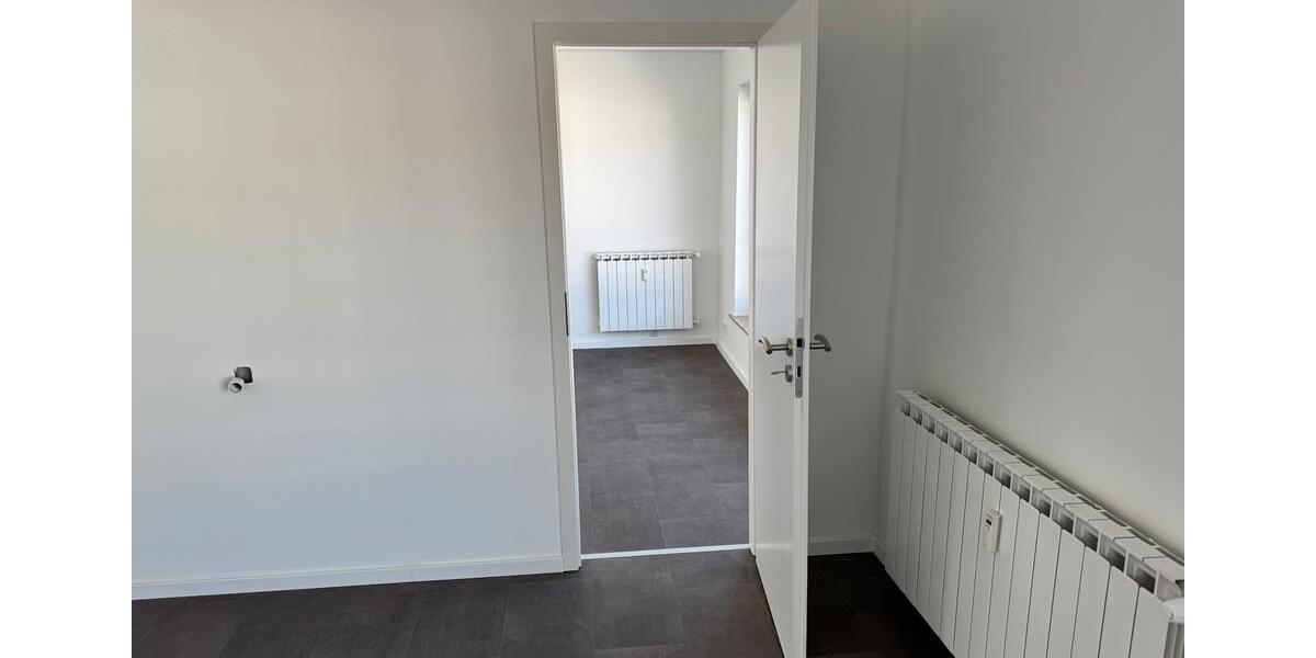 Maisonettenwohnung Bergisch Gladbach Gronau - 6 Zimmer, 120 m&sup2;, 1.600&euro; | Angebot:26532292