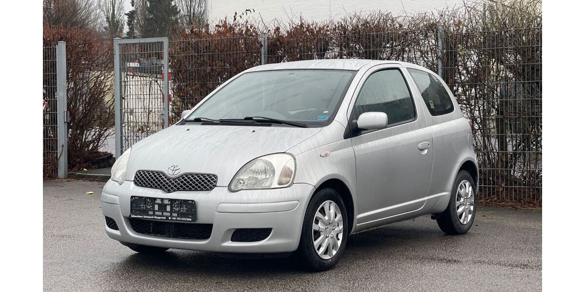 Toyota Yaris 106.000 km 3.999 &euro; Wuppertal 42389