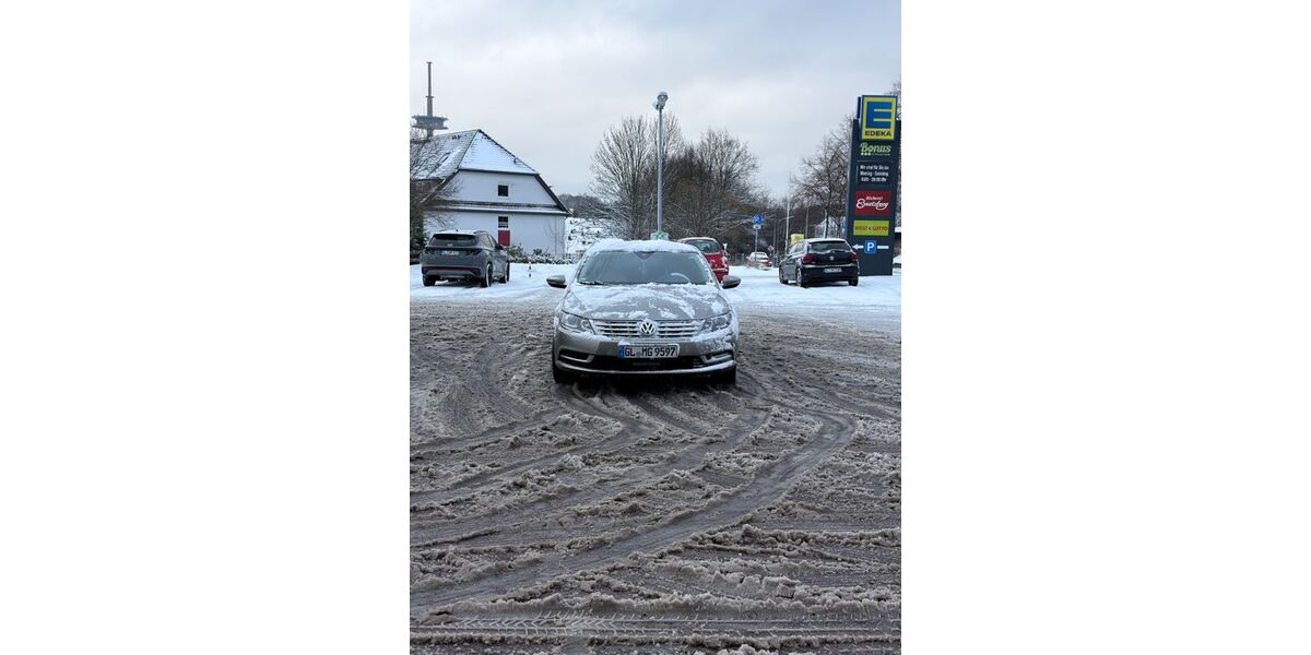 VW CC 225.580 km 11.600 &euro; Leichlingen 42799