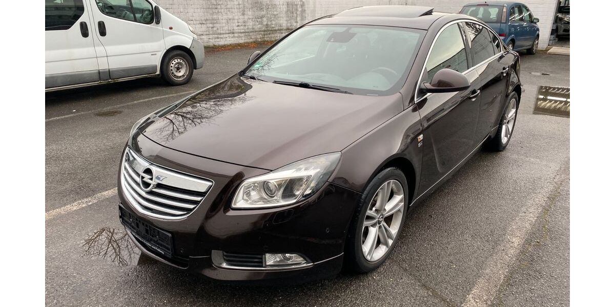 Opel Insignia 212.000 km 4.999 &euro; Monheim 40789