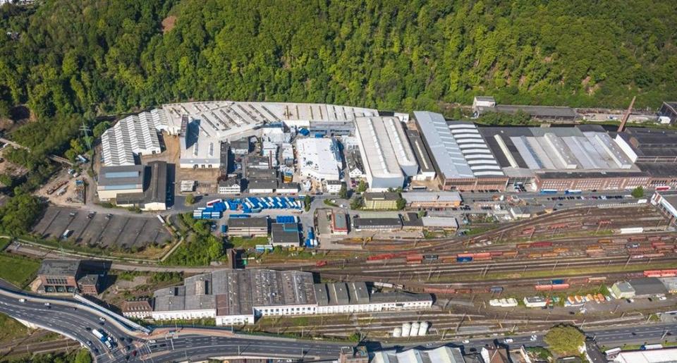 GewerbeflächenHallenBüros zu vermieten zimmer