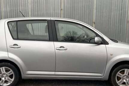 Subaru Justy 124.000 km 2.990 € Düsseldorf 40237