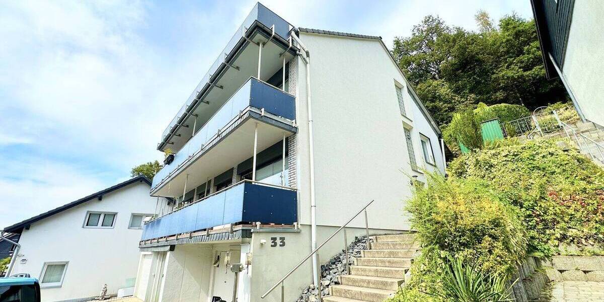 Freistehendes 4-Parteien-Mehrfamilienhaus - saniert und vielseitig nutzbar 1 zimmer