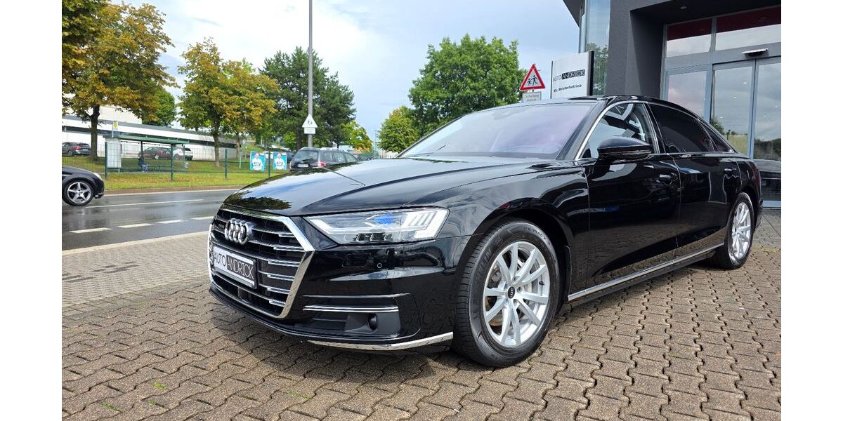 Audi A8 100.826 km 54.990 € Remscheid 42855
