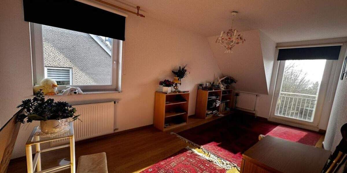 Stilvolles Familiendomizil in begehrter Feldrandlage mit Garage in Wuppertal 5 zimmer