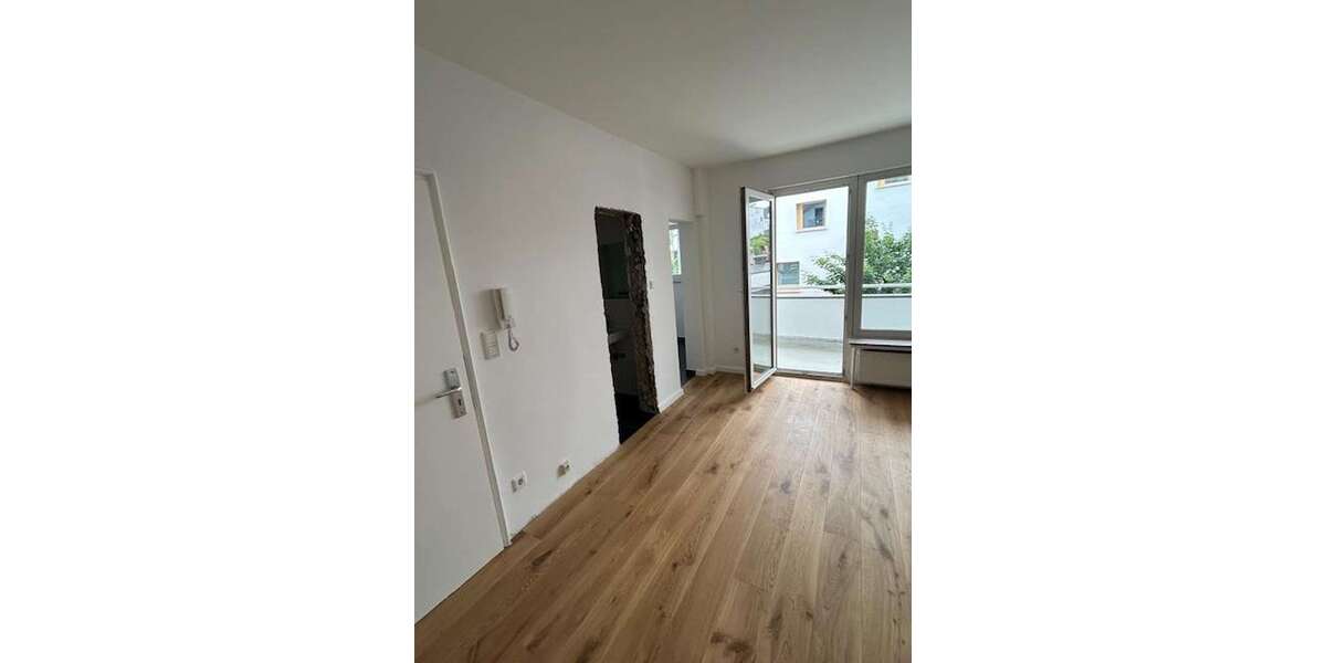 Etagenwohnung Düsseldorf Friedrichstadt - 1 Zimmer, 33 m&sup2;, 430&euro; | Angebot:26916300