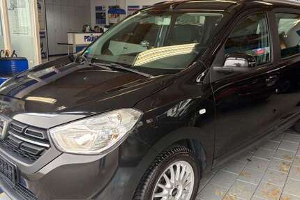 Dacia Lodgy 105.500 km 5.800 &euro; Leverkusen 51379