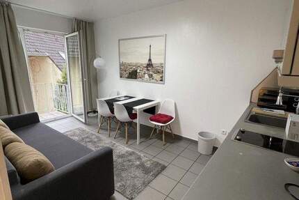 Schöne 2-Zimmer Wohnung (2 Balkone) - Düsseldorf Altstadt nähe Carlsplatz 2 zimmer
