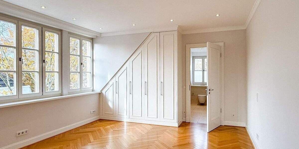 Luxuriöse 4-Zimmer-Maisonette im Zooviertel - Süd-Balkon, Einbauküche & zwei TG-Stellplätze 4 zimmer