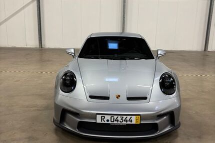 Porsche 992 8.800 km 179.992 &euro; Leichlingen 42799