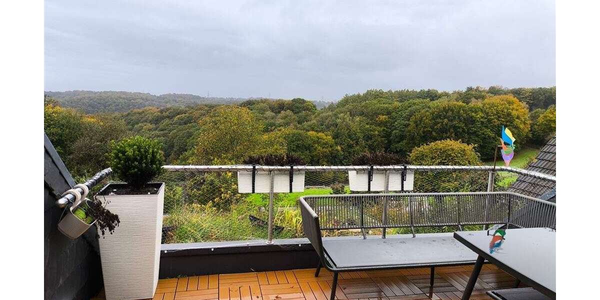 Etagenwohnung Remscheid Reinshagen - 3.5 Zimmer, 102 m&sup2;, 259.000&euro; | Angebot:25201150