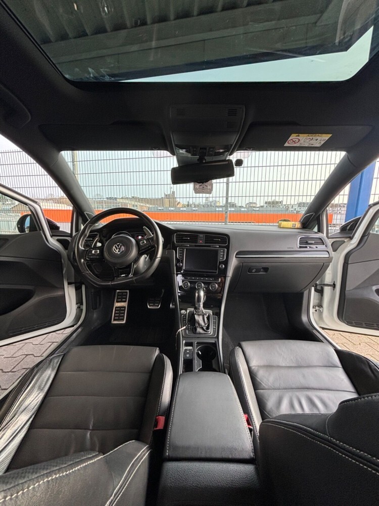 VW Golf 140.000 km 26.000 € Remscheid 42853