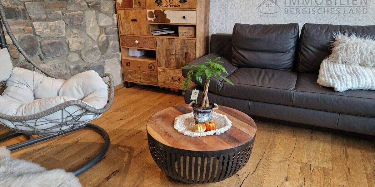 Doppelhaushälfte Wermelskirchen Dhünn - 6 Zimmer, 146 m&sup2;, 399.000&euro; | Angebot:26886527