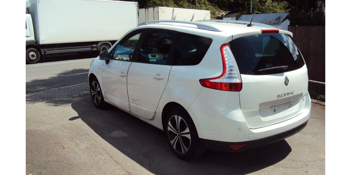 Renault Scenic 131.000 km 3.300 &euro; Hagen 58091
