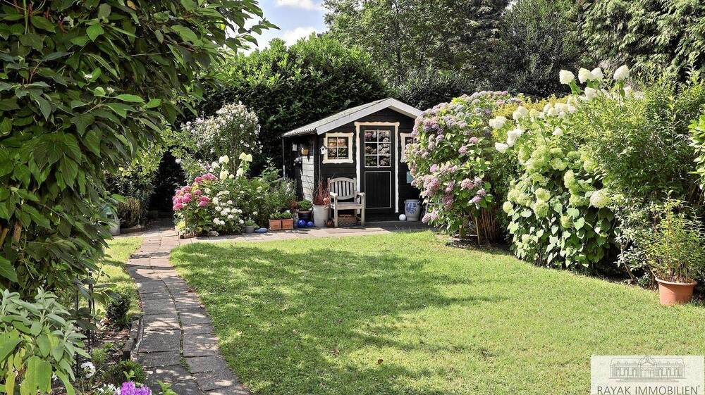 Exklusive Wohnoase mit Gartenidyll: Ein Refugium für Anspruchsvolle 6 zimmer