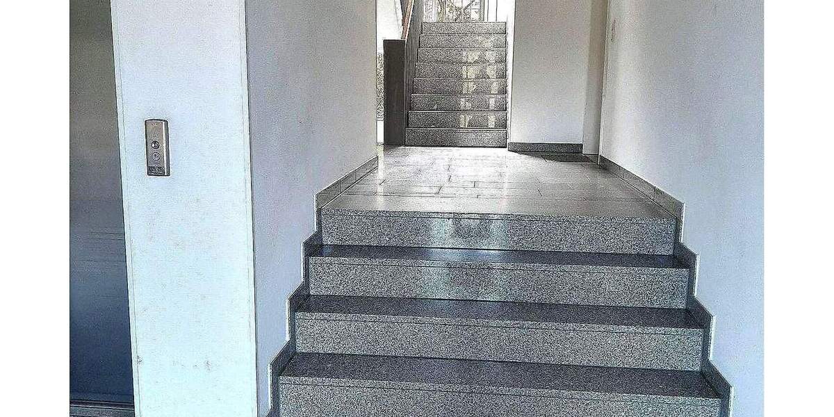 Schicke 3 Zimmer-Wohnung in BestlageNähe Rheinturm 3 zimmer