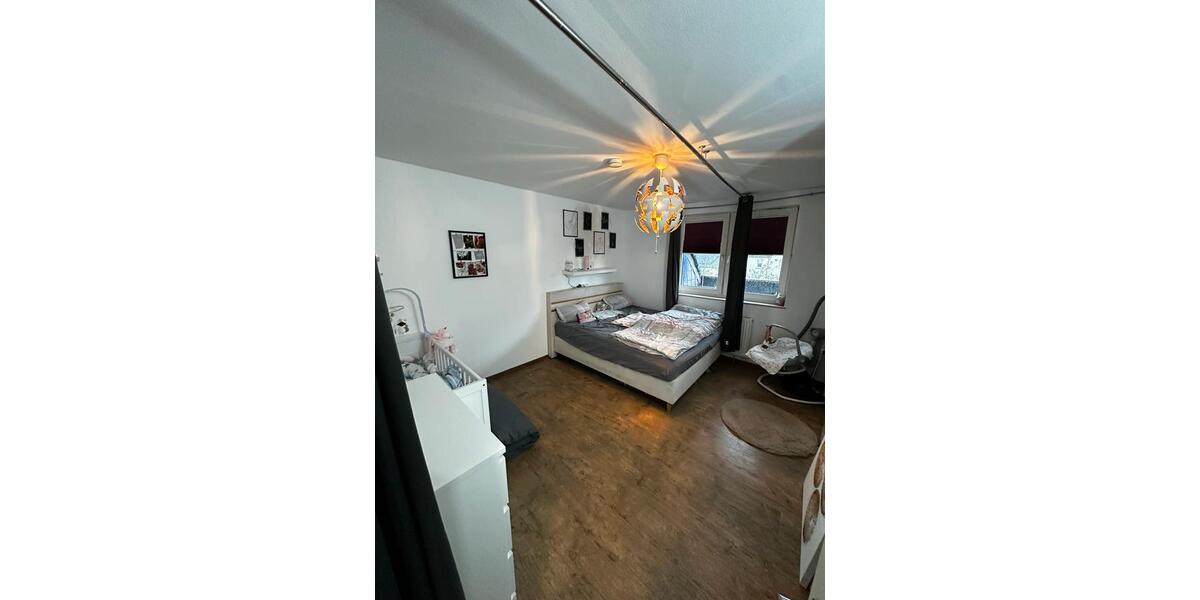 Dachgeschoßwohnung Bochum Bochum-Südwest - 2 Zimmer, 60 m&sup2;, 200.000&euro; | Angebot:24649430