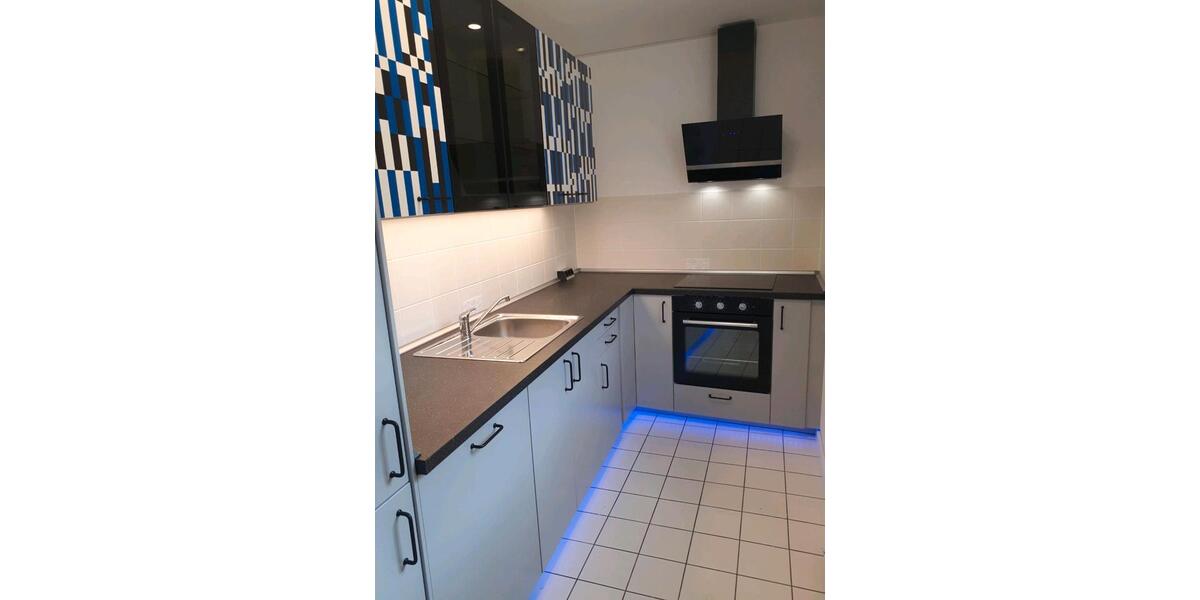 Etagenwohnung Solingen - 1 Zimmer, 49 m&sup2;, 645&euro; | Angebot:25640097