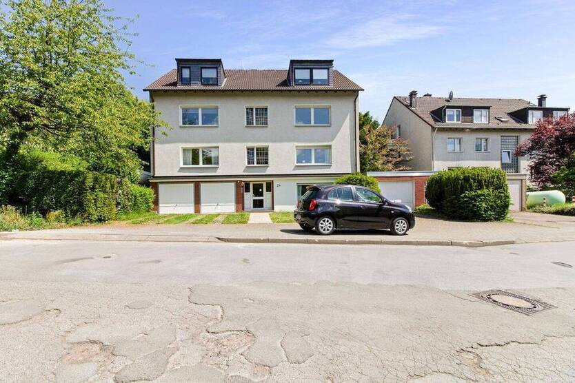 61 m² frisch renovierte 2-Zi.-Wohnung mit modernem Bad - ideal für Anleger & Eigennutzer
