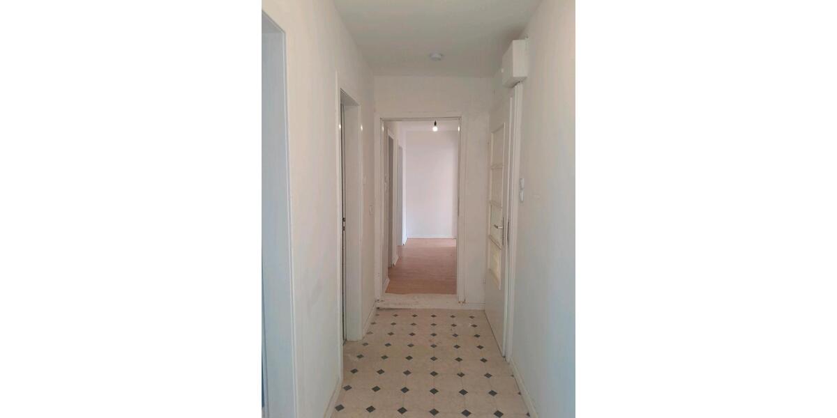 Dachgeschoßwohnung Remscheid Remscheid-Süd - 2 Zimmer, 98 m&sup2;, 1.000&euro; | Angebot:25709780