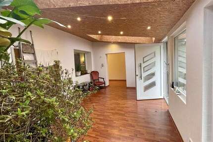 Haus zum Kaufen in Düsseldorf 425.000 € 130 m² 3 zimmer