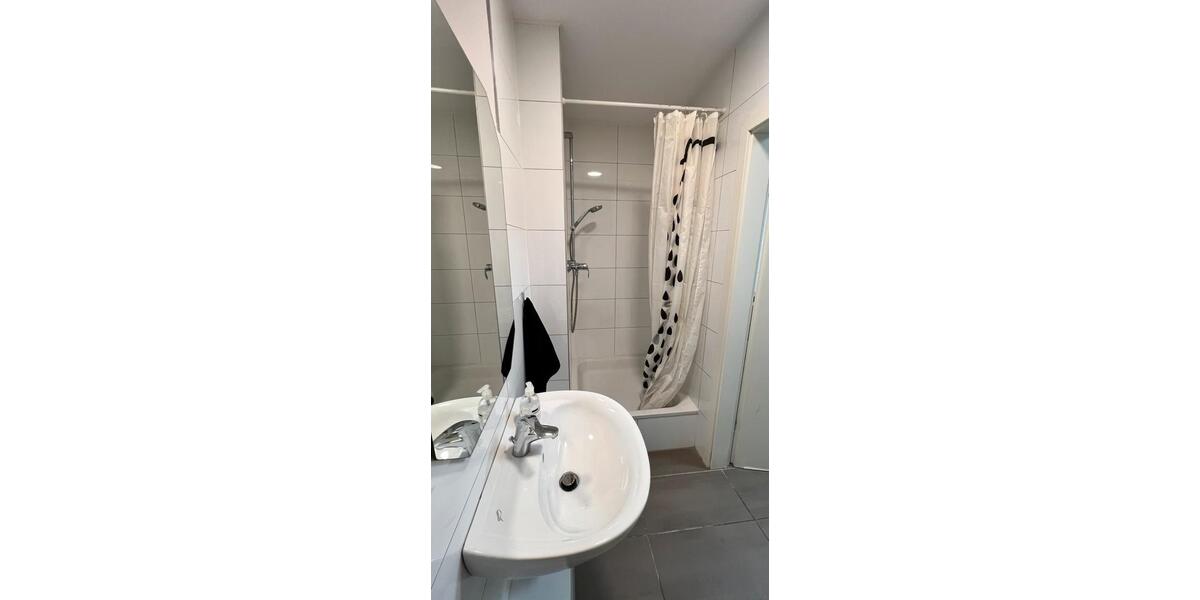 Modernes Ladenlokal ca. 62 m² in Velbert Langenberg zimmer